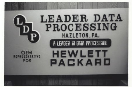 Leader Data Processing OEM Representative for Hewlette Packard sign